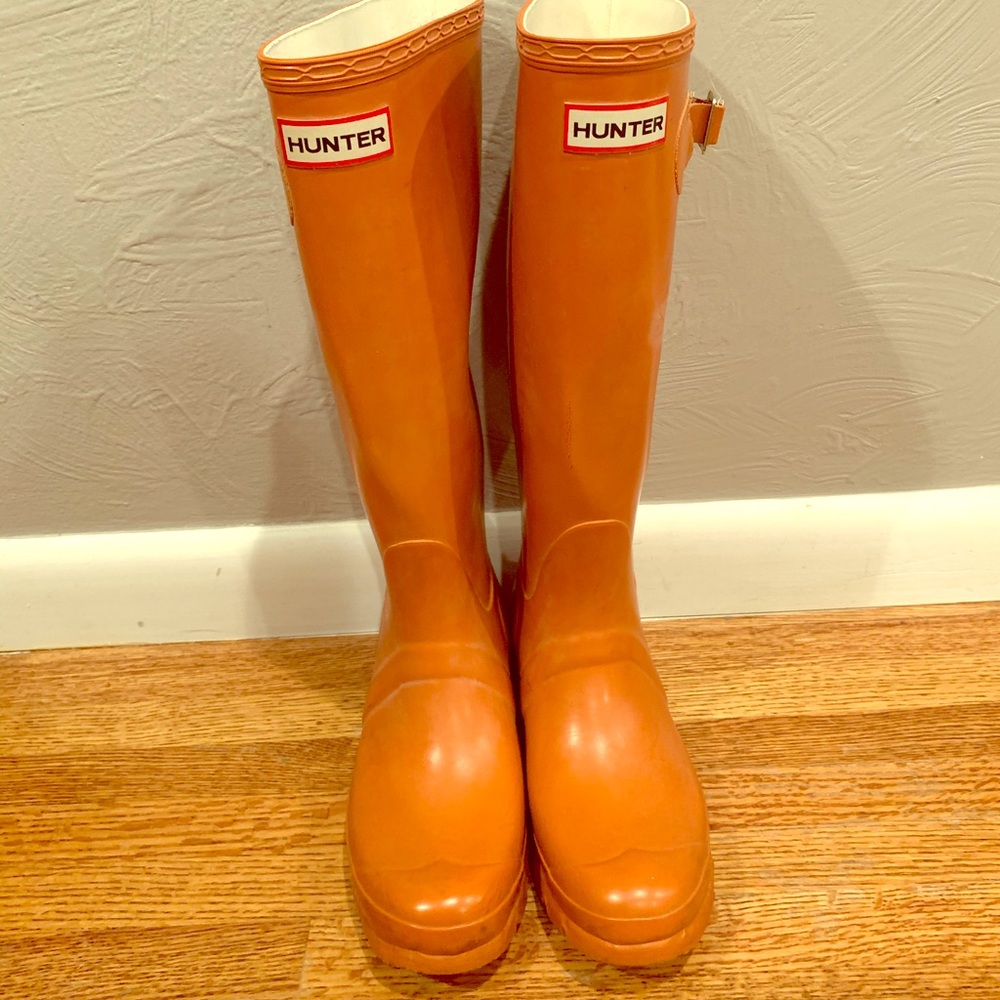 Orange Hunter Rainboots - Size 6.5/7 US 37 EU